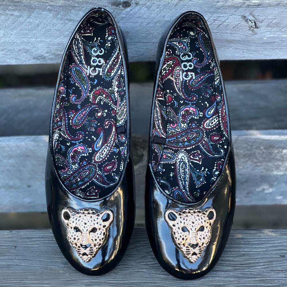 385 Fifth Patent Leather Leopard Embellished Ballet Flats – Size 7.5